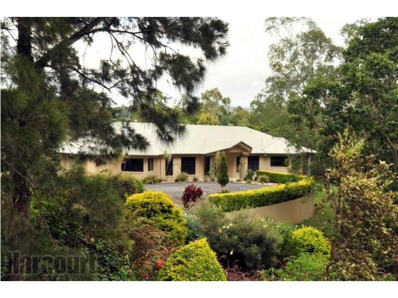 61 Airlie Road, Pullenvale QLD 4069