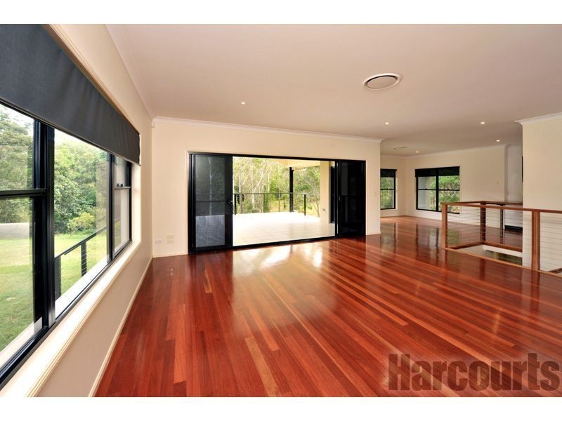 61 Airlie Road, Pullenvale QLD 4069