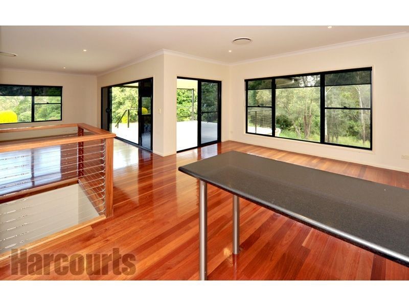 61 Airlie Road, Pullenvale QLD 4069