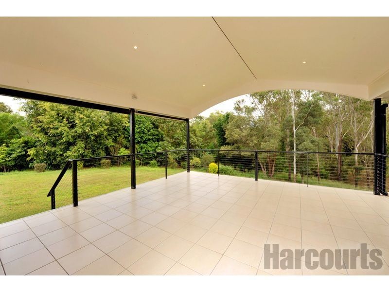 61 Airlie Road, Pullenvale QLD 4069