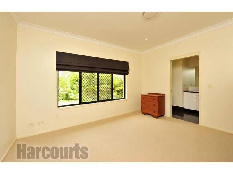 61 Airlie Road, Pullenvale QLD 4069