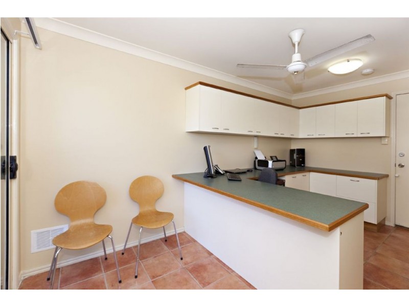 17/9 Pamela Place, Kenmore Hills QLD 4069