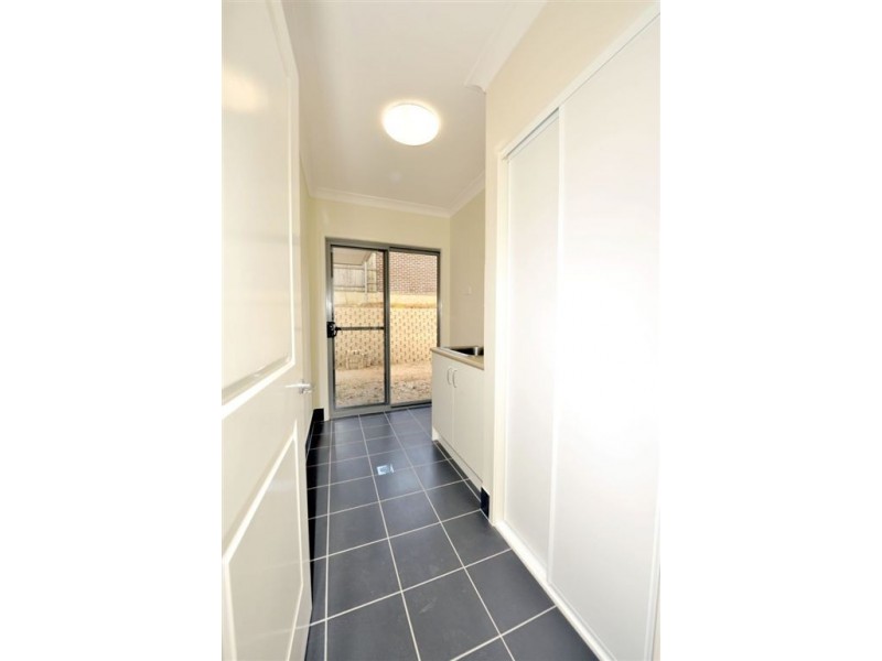 68 Joseph Avenue, Moggill QLD 4070