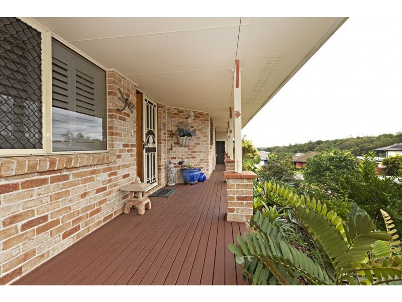 61 Beaufort Crescent, Moggill QLD 4070