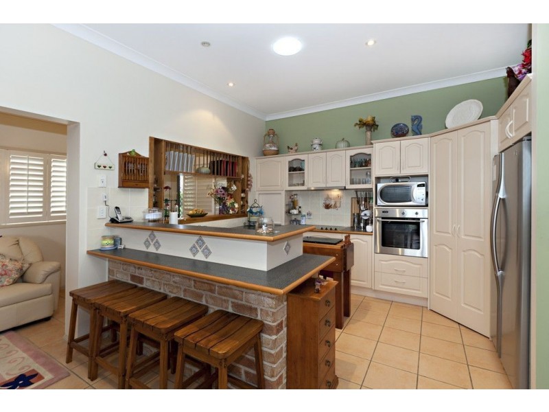 61 Beaufort Crescent, Moggill QLD 4070