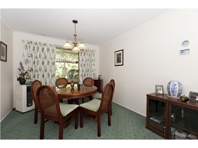 9 Tangmere Street, Chapel Hill QLD 4069