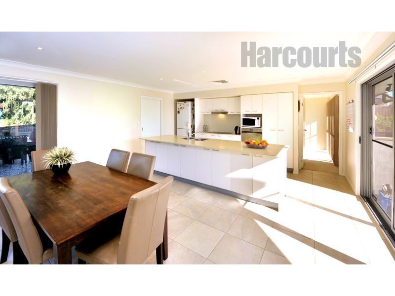 7 Jarrah Street, Moggill QLD 4070