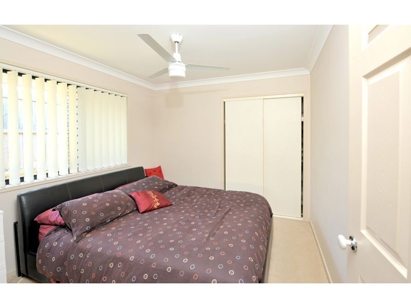 17 Salubris Place, Moggill QLD 4070