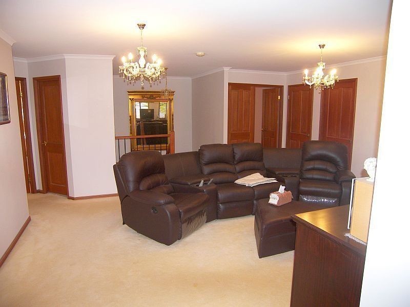 4 Haase Place, Bellbowrie QLD 4070