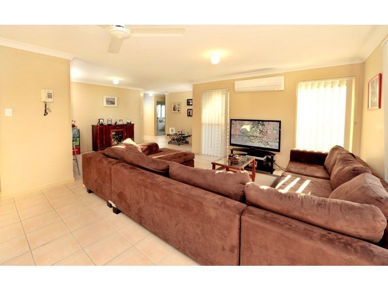 1/21 Golden Crest Place, Bellbowrie QLD 4070