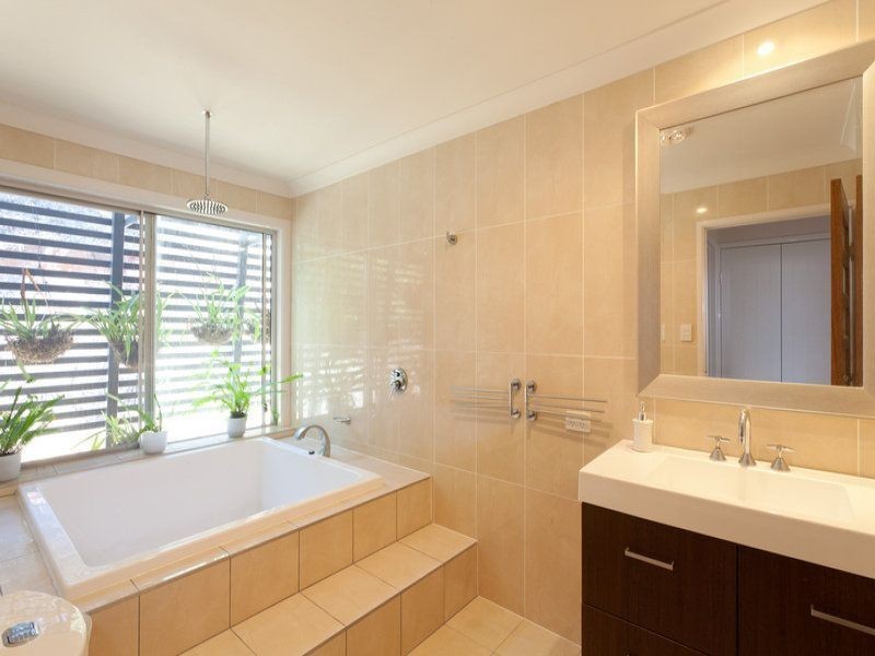 38 Leila Place, Pullenvale QLD 4069