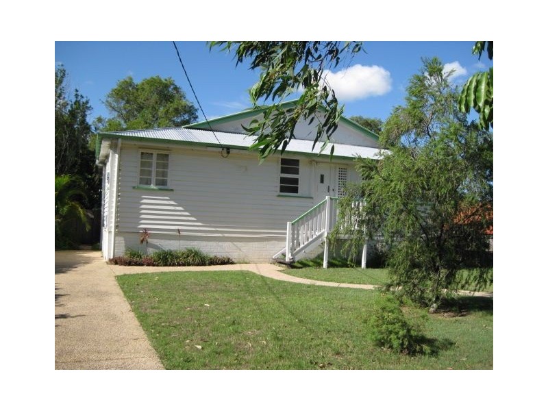 9 Kilkivan Street, Kenmore QLD 4069