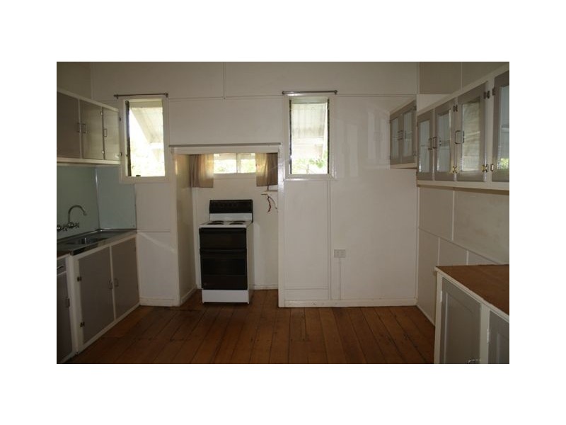 9 Kilkivan Street, Kenmore QLD 4069