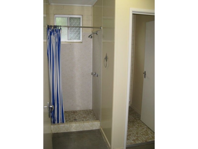 10 Rowena Street, Kenmore QLD 4069