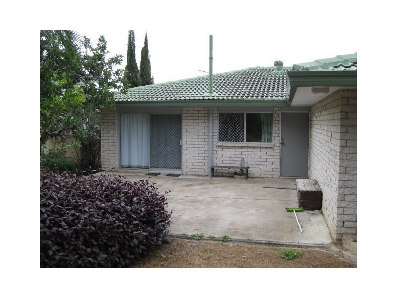 10 Rowena Street, Kenmore QLD 4069