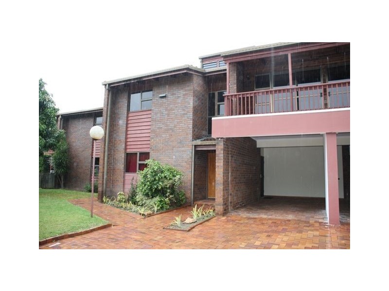 2A Goolman Street, Chapel Hill QLD 4069