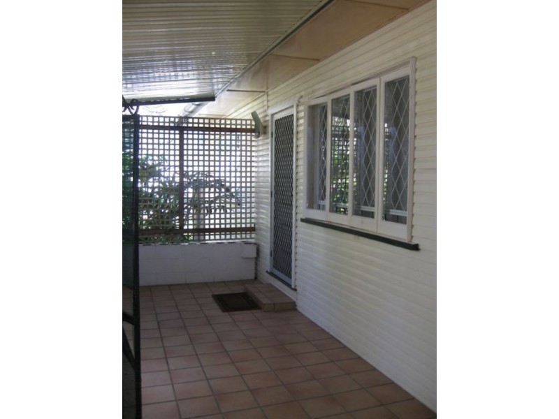 125 Jerrang Street, Indooroopilly QLD 4068