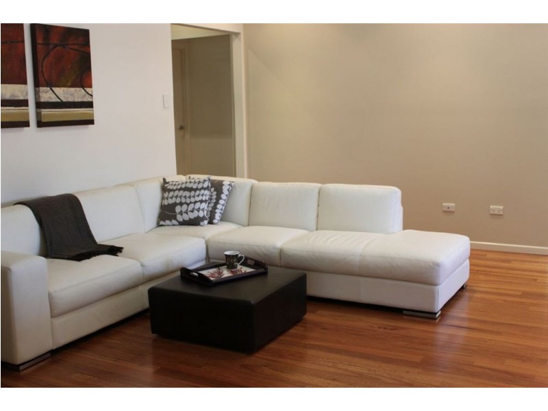 21 Mirbelia Street, Kenmore Hills QLD 4069