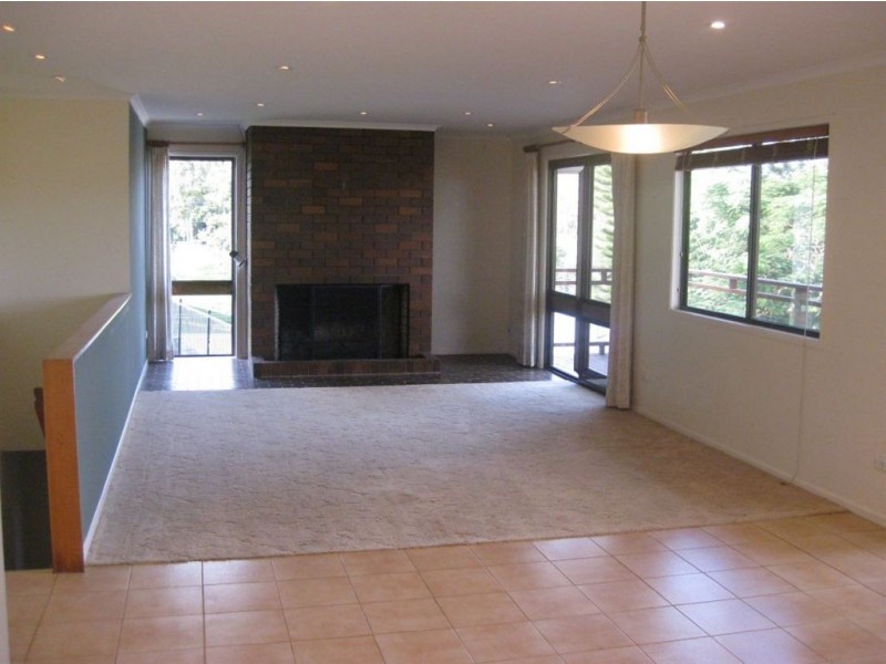 4 Jingara Crt, Karana Downs QLD 4306