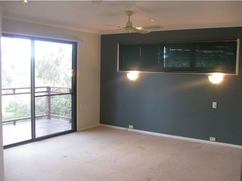 4 Jingara Crt, Karana Downs QLD 4306