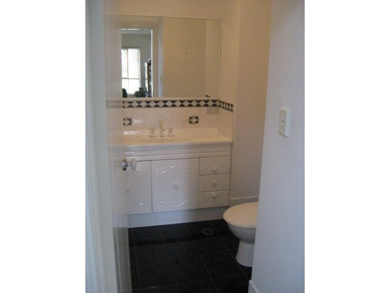 35 Blackbutt Place, Brookfield QLD 4069