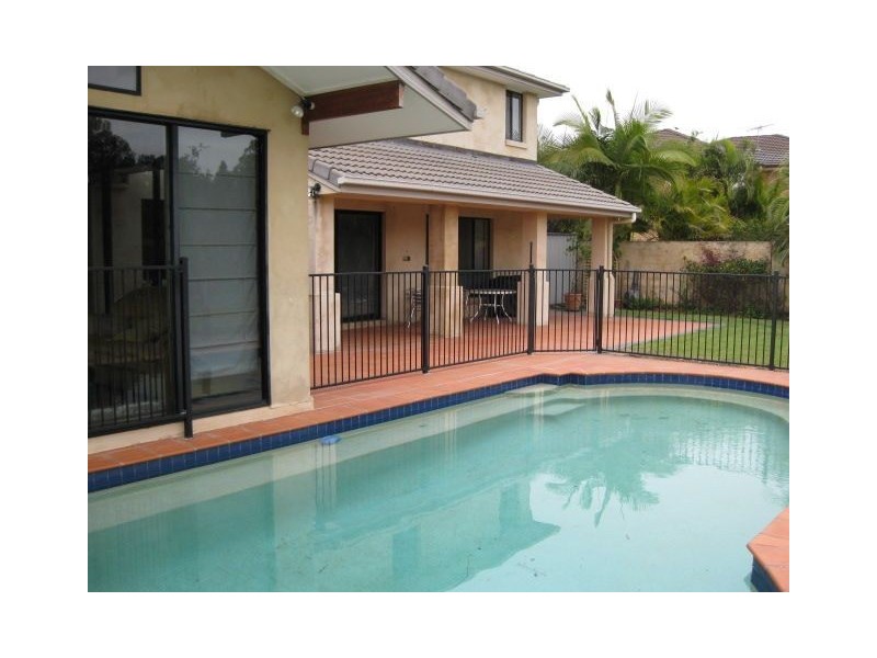 35 Blackbutt Place, Brookfield QLD 4069