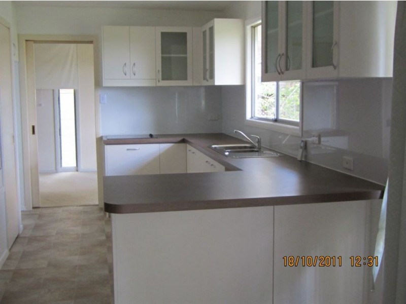 4 Gem Street, Kenmore QLD 4069