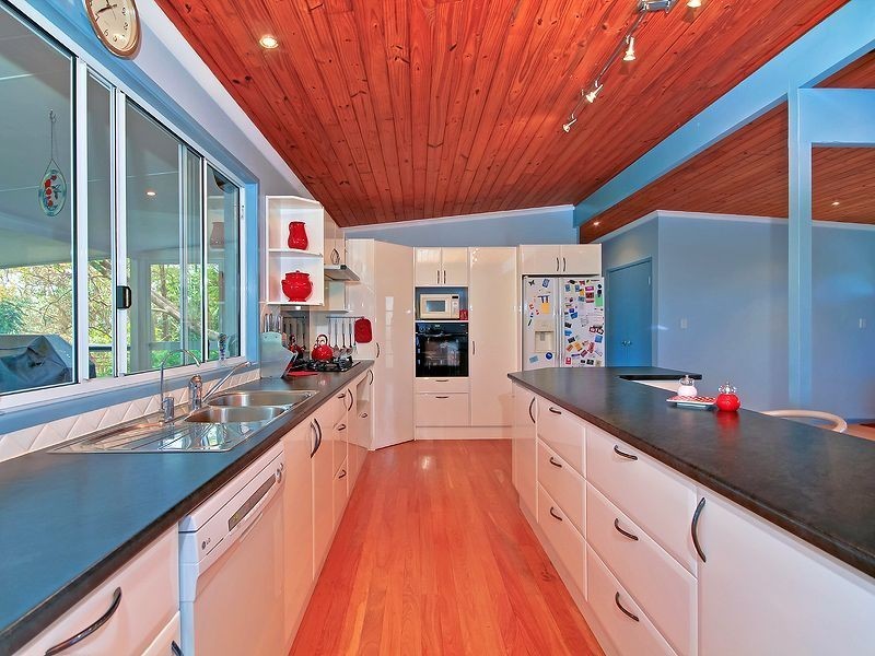 5 Gem Road, Kenmore QLD 4069