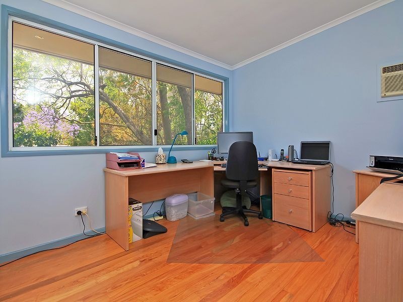 5 Gem Road, Kenmore QLD 4069
