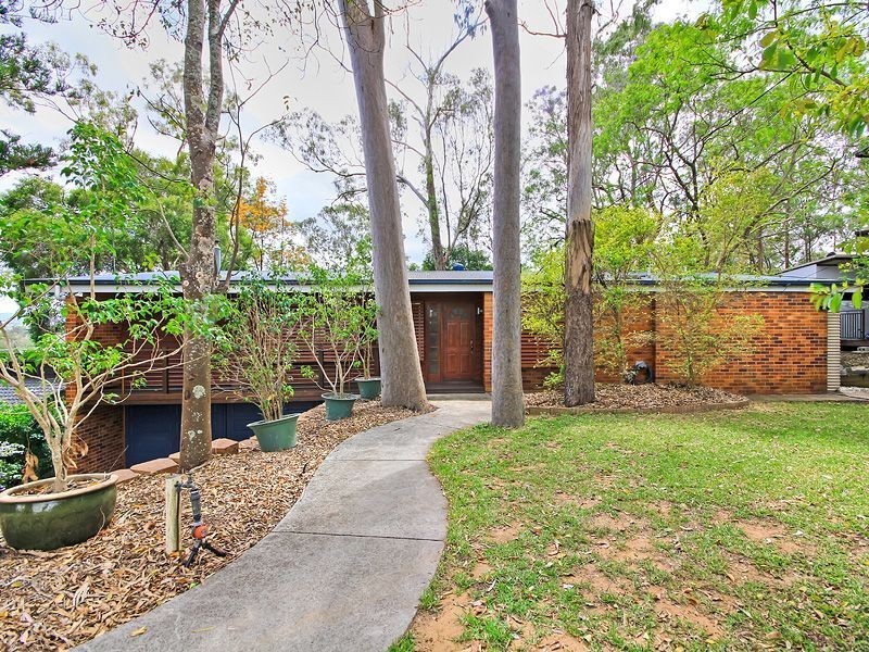 5 Gem Road, Kenmore QLD 4069