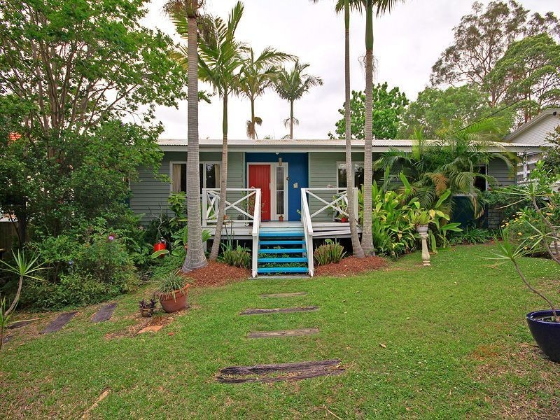 19 Edson Street, Kenmore QLD 4069