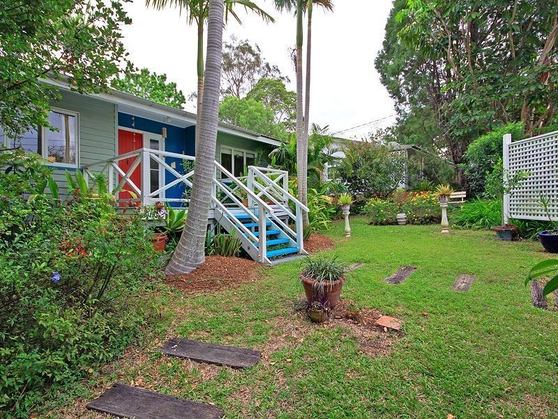19 Edson Street, Kenmore QLD 4069