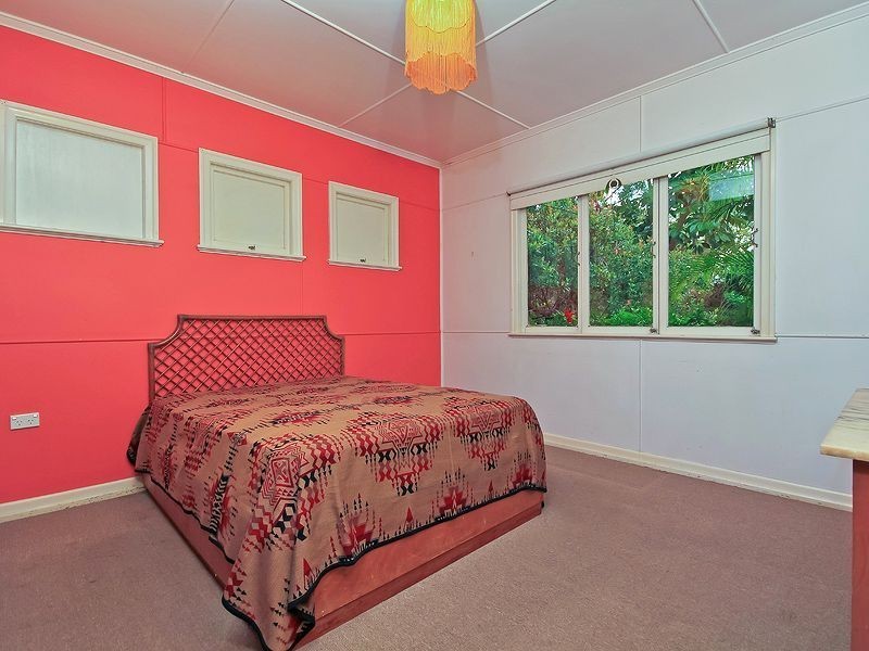 19 Edson Street, Kenmore QLD 4069