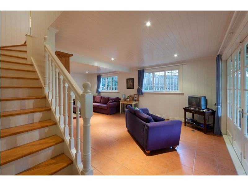 75 Goldsbrough Road, Taringa QLD 4068