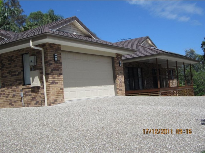 21 Pinkwood Street, Bellbowrie QLD 4070