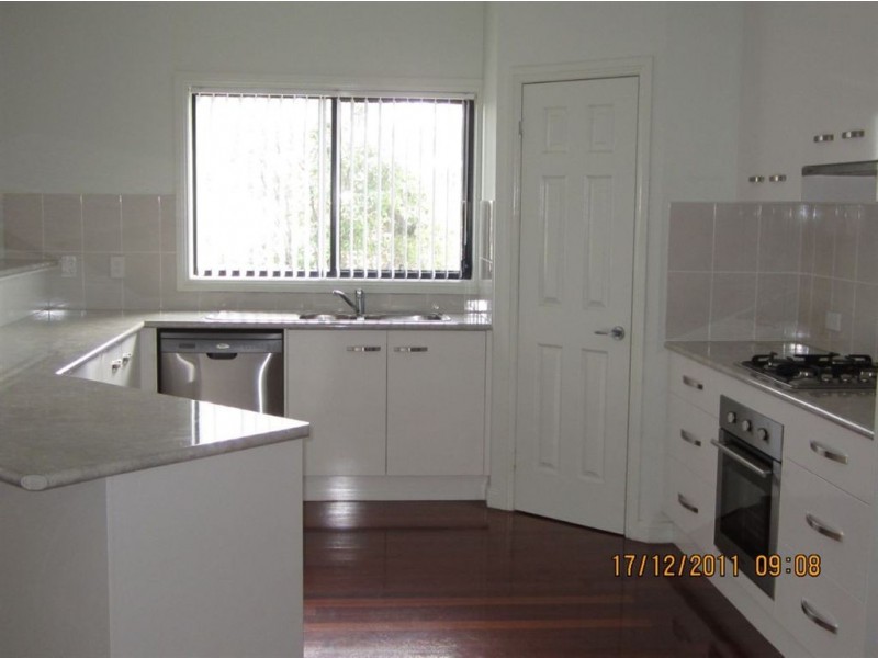 21 Pinkwood Street, Bellbowrie QLD 4070