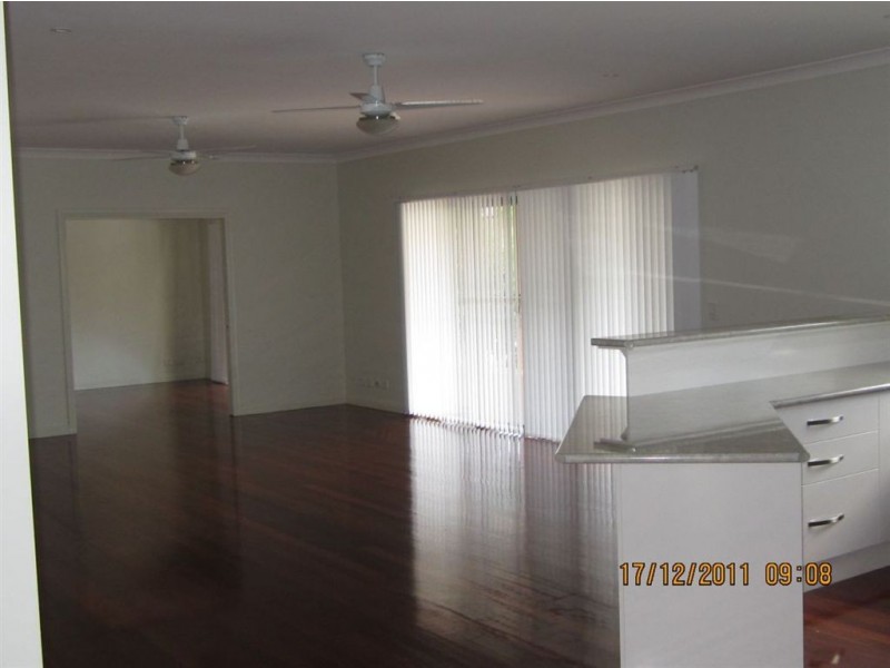 21 Pinkwood Street, Bellbowrie QLD 4070