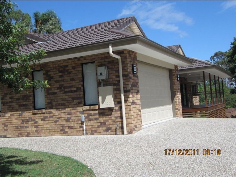 21 Pinkwood Street, Bellbowrie QLD 4070