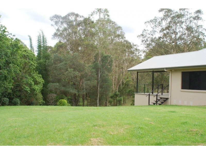 61 Airlie Road, Pullenvale QLD 4069