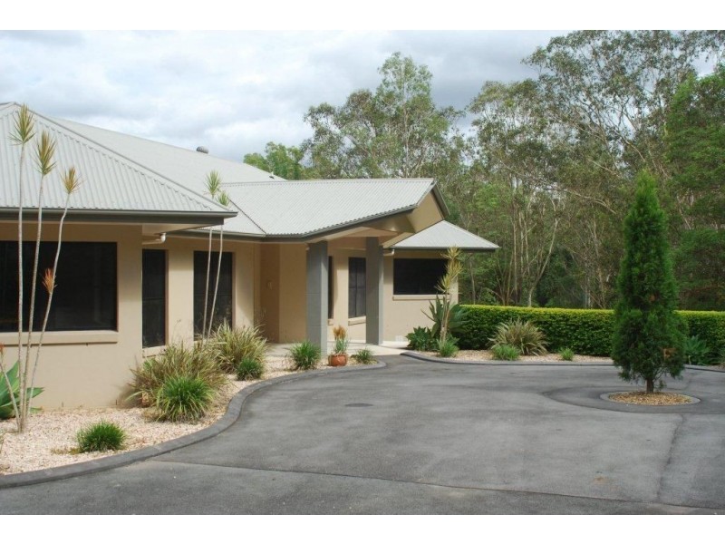 61 Airlie Road, Pullenvale QLD 4069