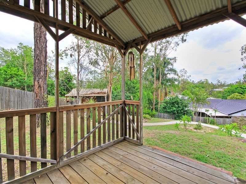 9 Illabo Court, Karana Downs QLD 4306