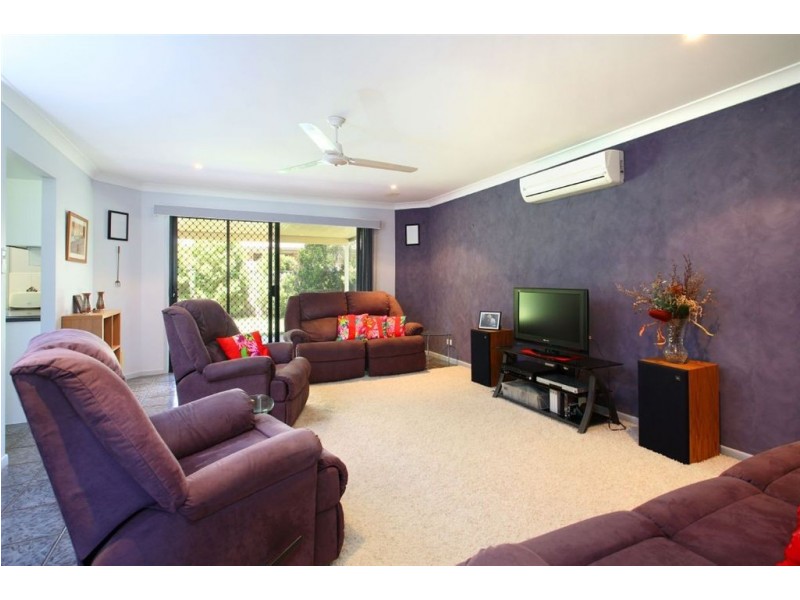 5 Pioneer Crescent, Bellbowrie QLD 4070