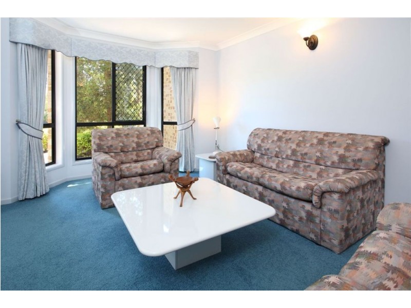 5 Pioneer Crescent, Bellbowrie QLD 4070