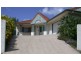 11 Preston Place, Brookfield QLD 4069