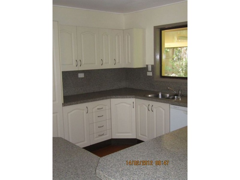 10 Sweetgum Street, Bellbowrie QLD 4070