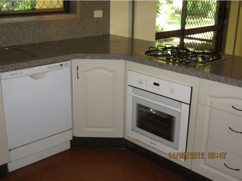 10 Sweetgum Street, Bellbowrie QLD 4070