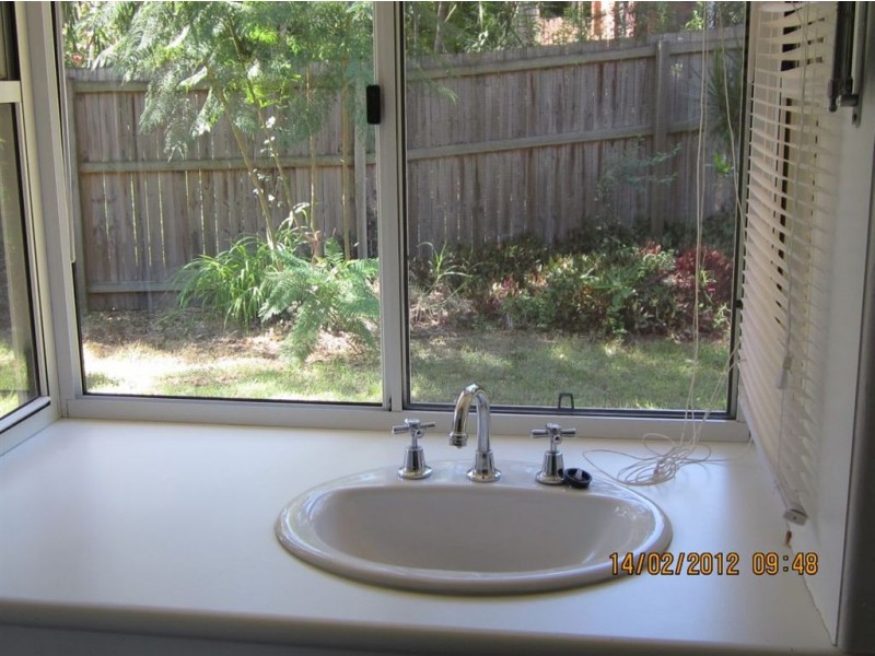 10 Sweetgum Street, Bellbowrie QLD 4070