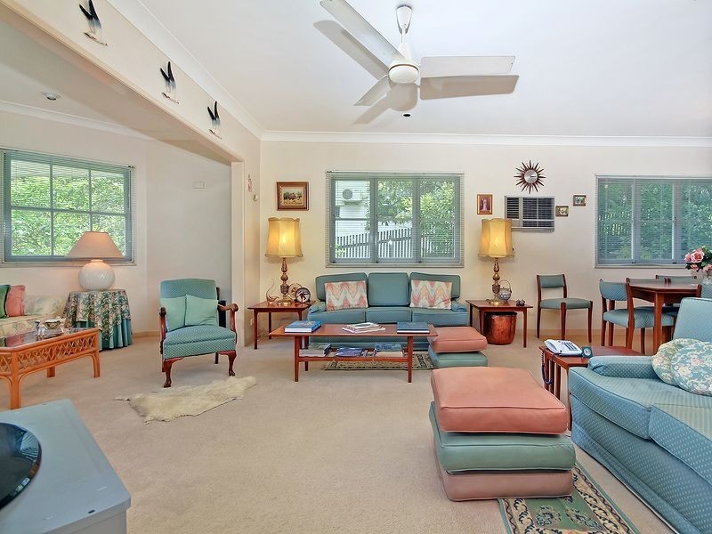 14 Noreen Street, Chapel Hill QLD 4069