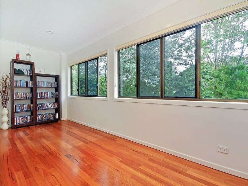 21 Mirbelia Street, Kenmore QLD 4069