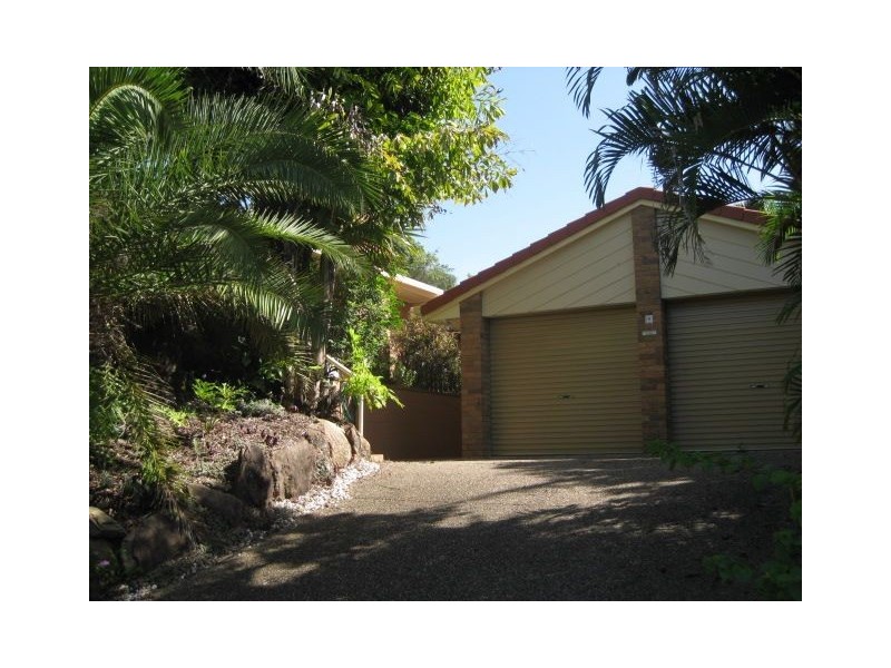 9 Diamantina st, Chapel Hill QLD 4069